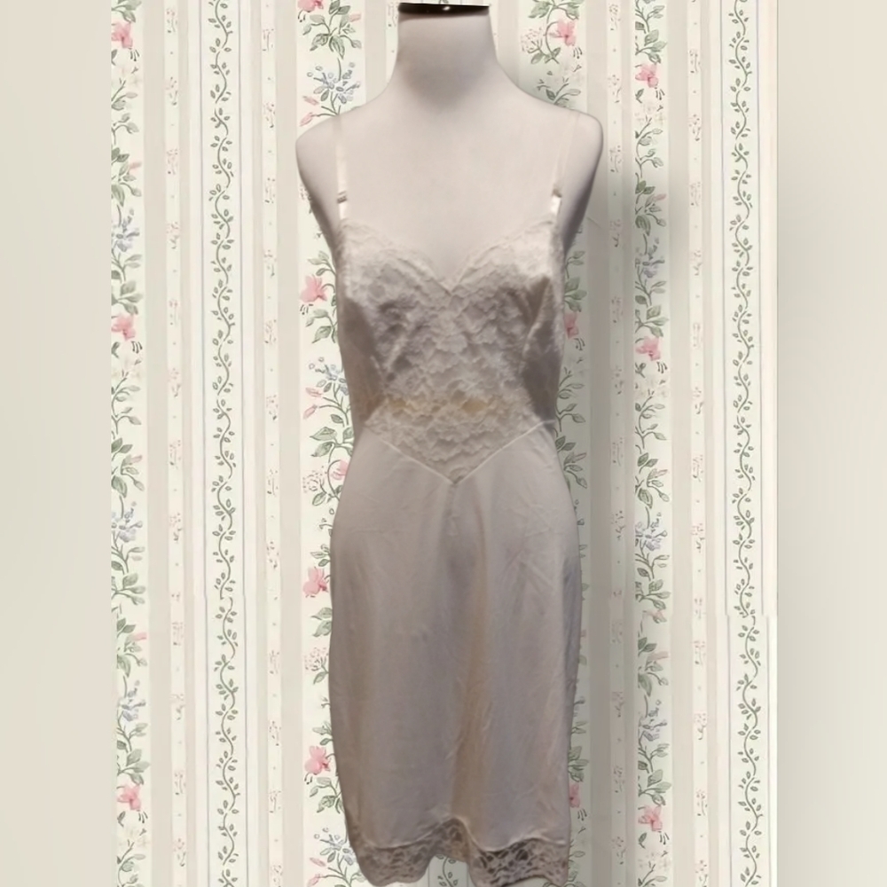 Vintage White Slip